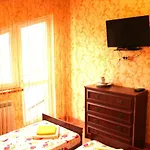 леонтія 3*