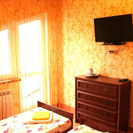 леонтія 3*