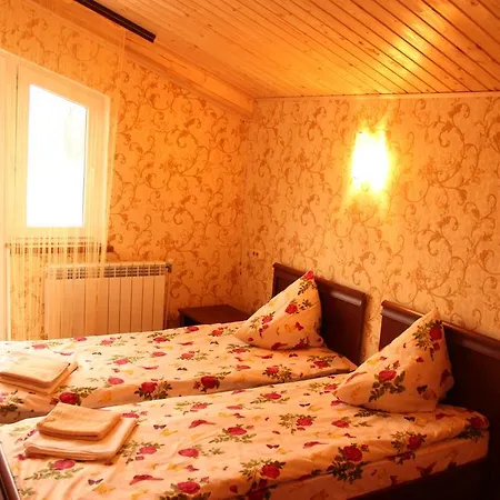 Gasthuis леонтія 3*