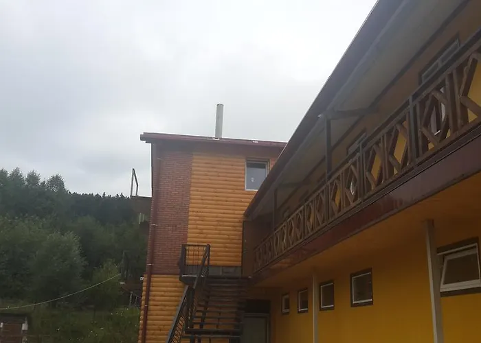 леонтія Pensjonat Skhidnytsia