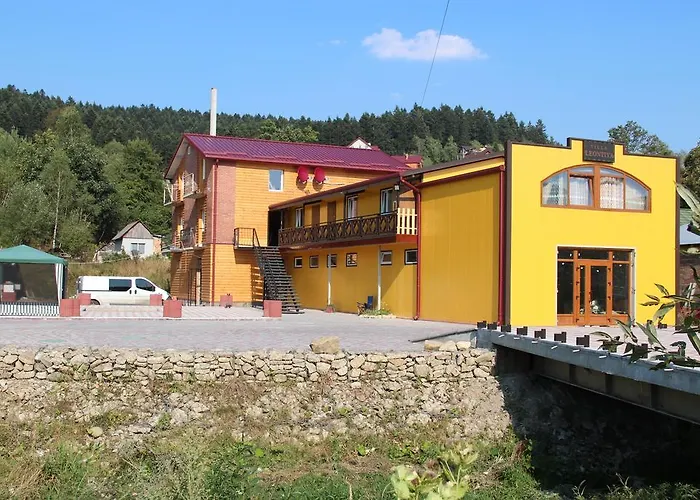 леонтія Pensjonat Skhidnytsia