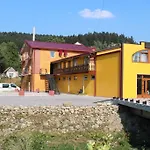 Садиба Леонтія Guest house Skhidnytsia