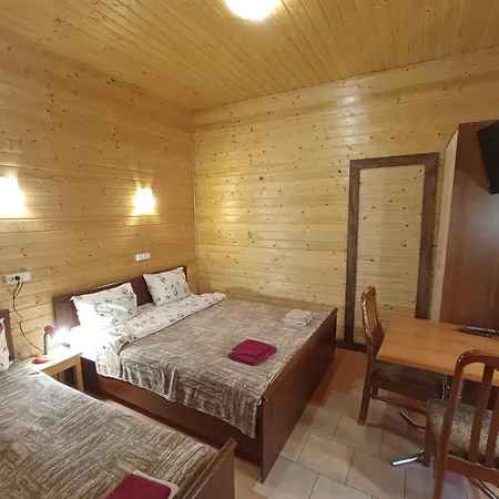 Садиба Леонтія * Skhidnytsia