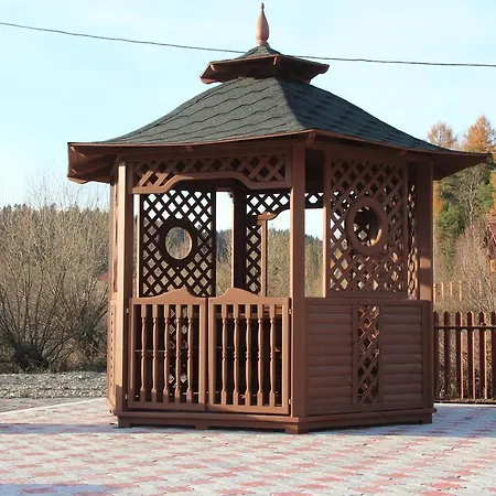 Садиба Леонтія Guest house Skhidnytsia